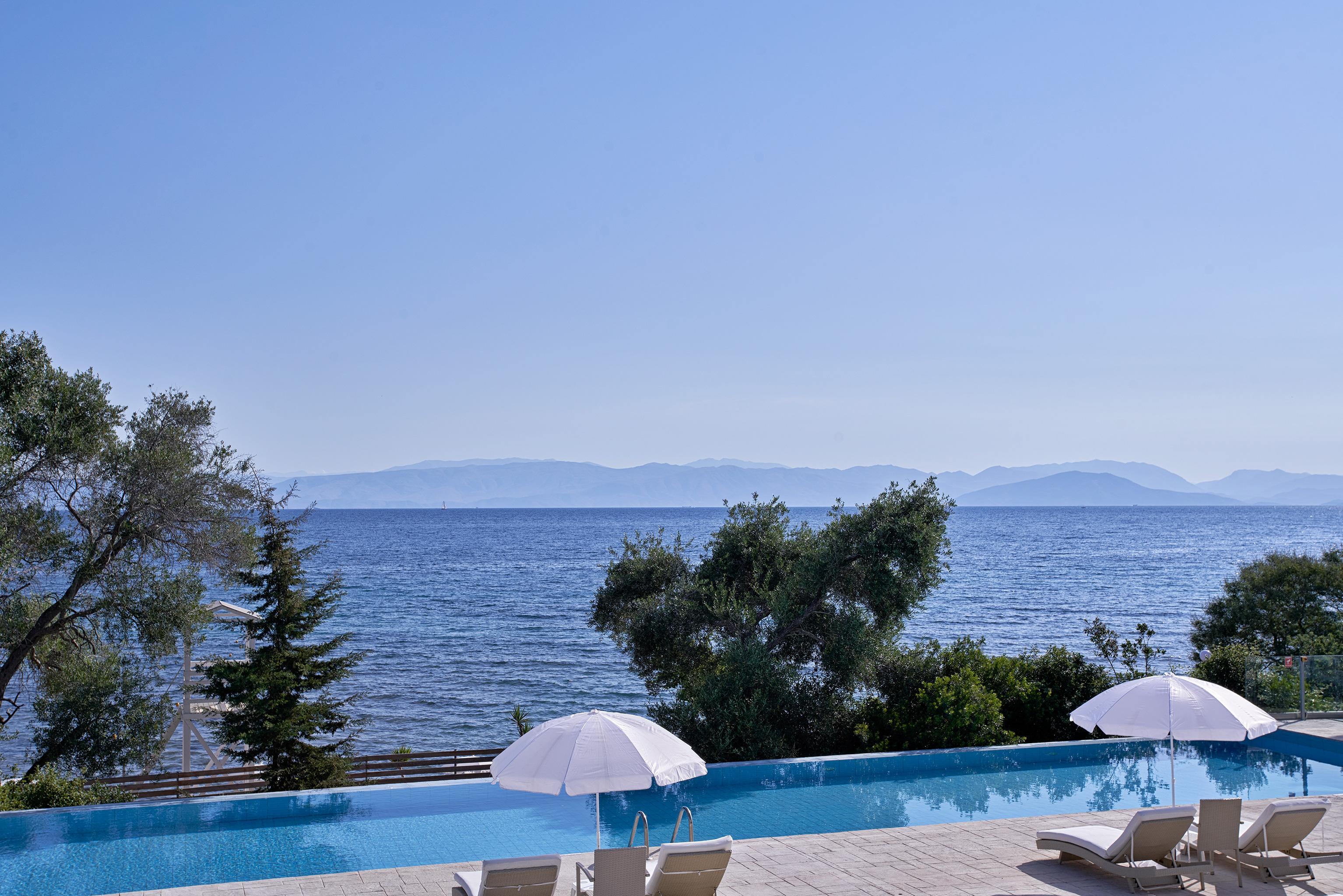 Kairaba Mythos Palace - Adults Only Kouspades Exterior photo View of the Gulf of Pagase from the coast of Glyfáda